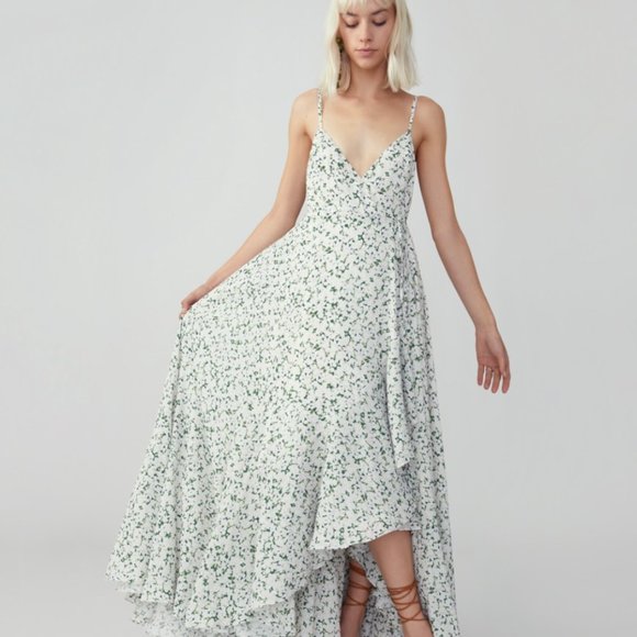 Fame and Partners Dresses & Skirts - Ruffle Skirt Wrap Dress (Fame & Partners, Size 6)